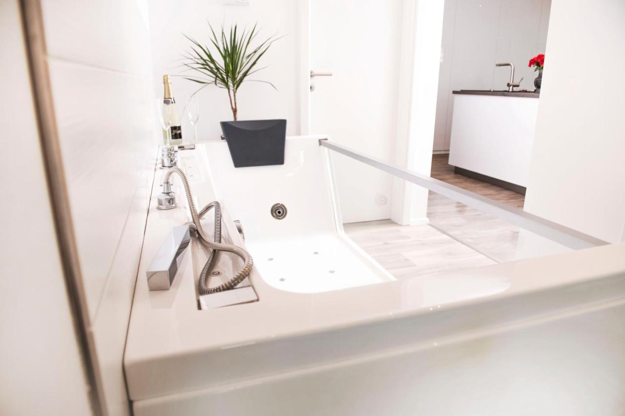 Luxus Suite im Herzen von Kempten***** +Parkplatz Buitenkant foto