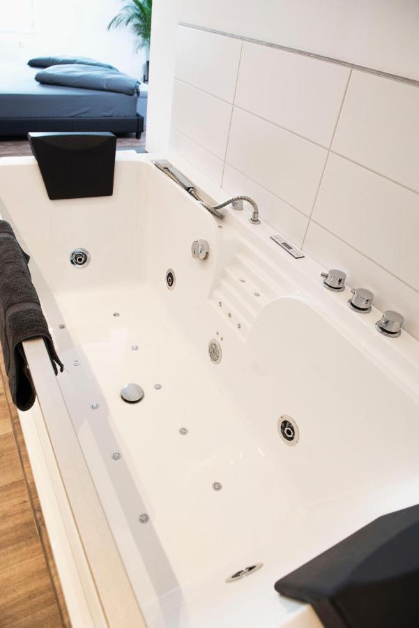 Luxus Suite im Herzen von Kempten***** +Parkplatz Buitenkant foto